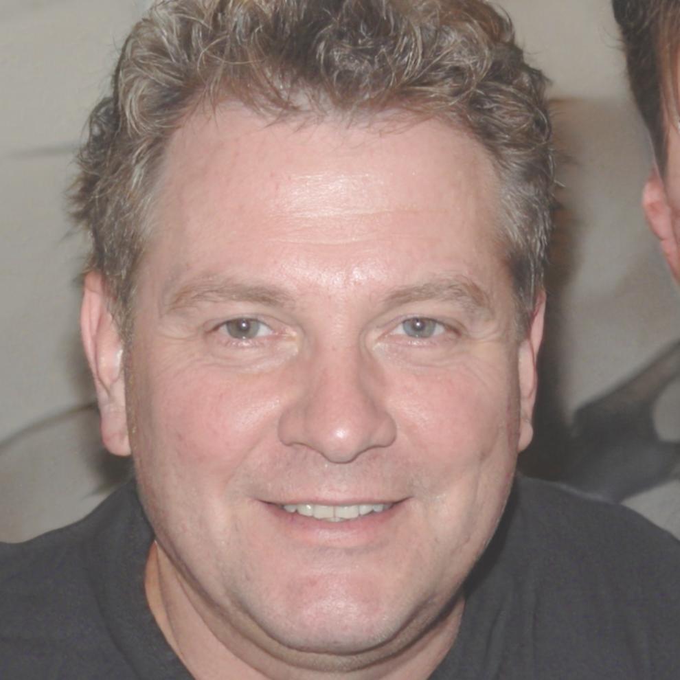 Retrato de Isidre Guiu, coordinador de materiales educativos